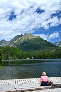 在高塔特拉strbskepleso 美丽的湖