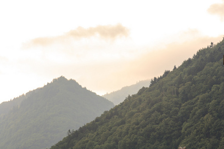 山的风景名胜看法