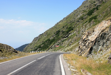 从 transfagarasan，罗马尼亚的艰难道路现场