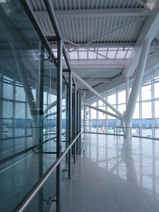 布加勒斯特奥托佩尼国际机场