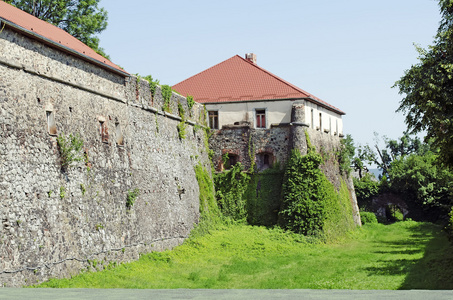 乌日霍罗德城堡