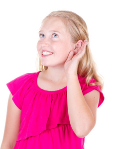 少女抱著耳朵听力图片