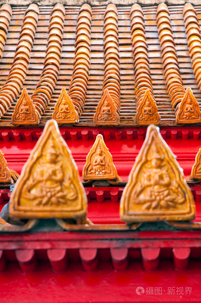 泰式佛教寺庙屋顶瓦片