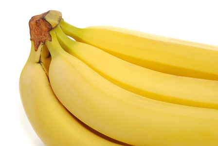 大串香蕉在白色