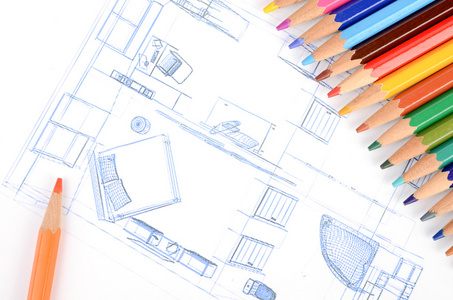 彩色铅笔和房子的蓝图