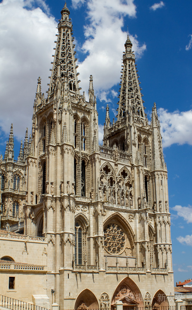 主要的正面的布尔戈斯哥特式大教堂西班牙