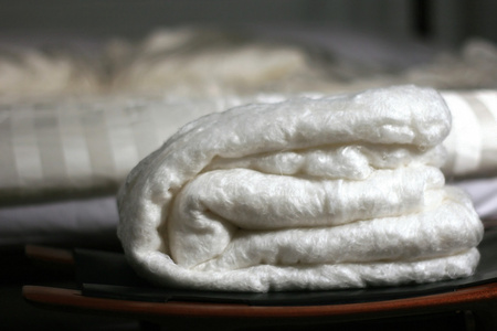 天然蚕丝纤维照片