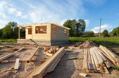 建设的一个新的木房子