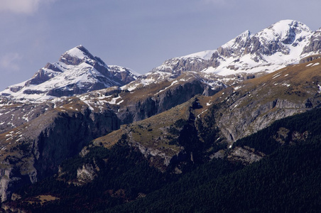 比利牛斯山