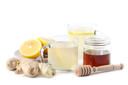生姜茶与蜂蜜和柠檬