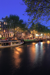 房子沿运河，阿姆斯特丹，荷兰