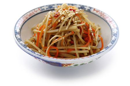 kinpira 高博，炒更大的牛蒡根和胡萝卜，日本料理