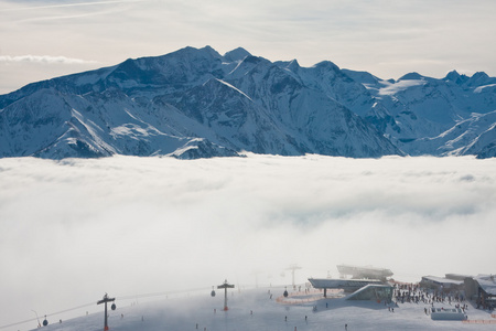 滑雪度假村喜来。奥地利