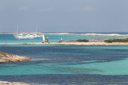 与游艇海景