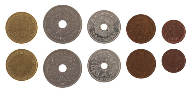 丹麦硬币上白色隔离