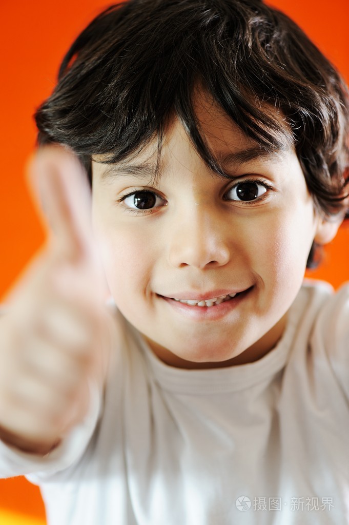 孩子的特写肖像