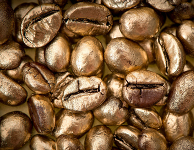 金黄的咖啡豆的特写