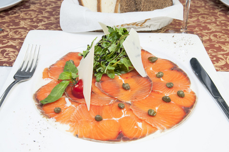 三文鱼 carpaccio