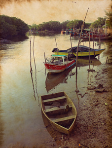 传统渔民小船在泰国普吉岛图片