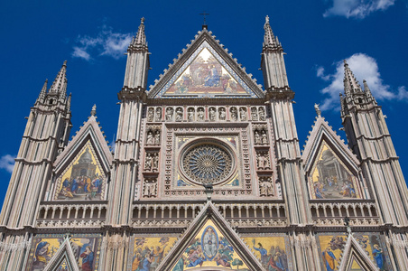 阿西西的大教堂。翁布里亚。意大利