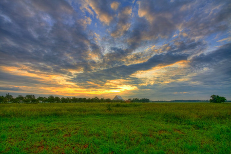 夕阳下的风景