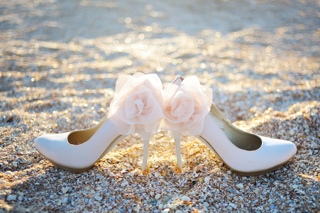 新娘的白鞋
