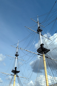 帆船船的桅杆