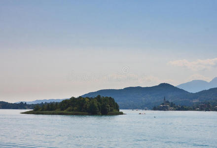 沃思湖。奥地利