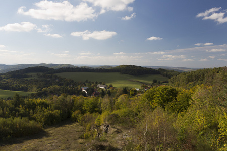 小村