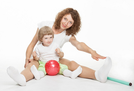 做体育锻炼与小女儿的快乐妈妈图片