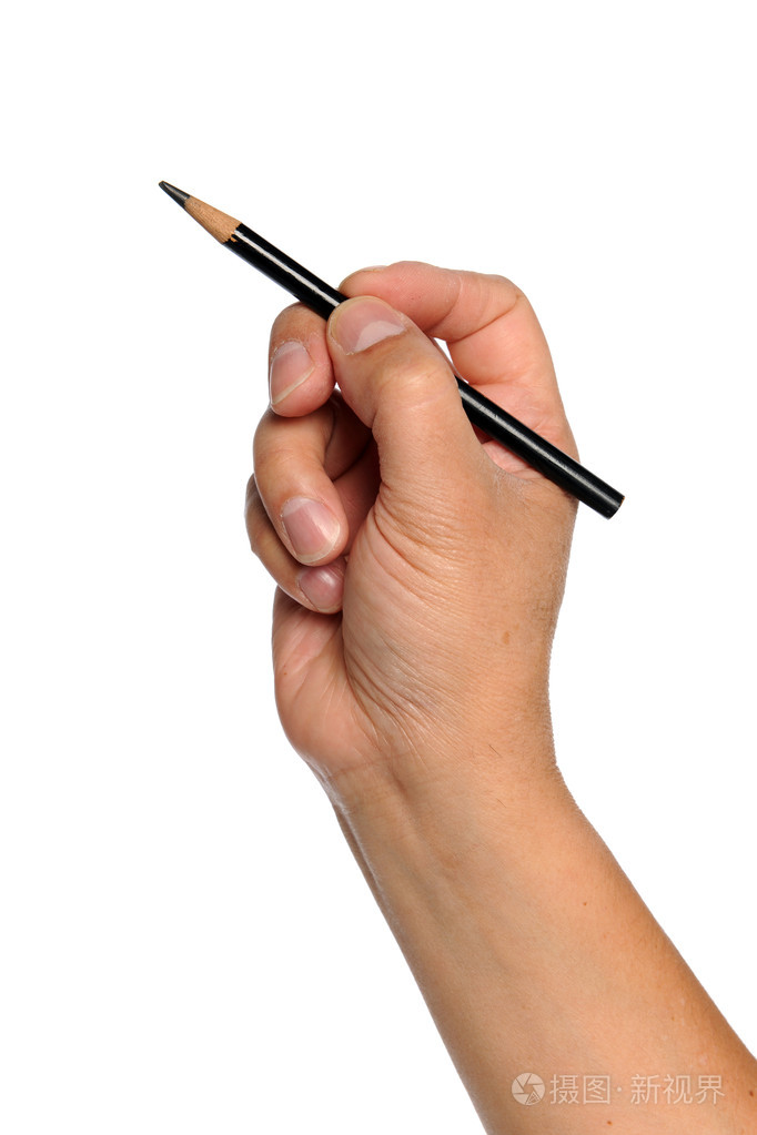 男人的手拿着黑色的铅笔