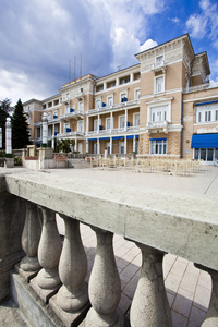 奥帕蒂亚克罗地亚的传统新古典酒店