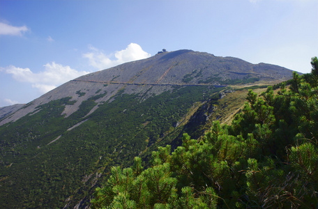 在 karkonosze 山径