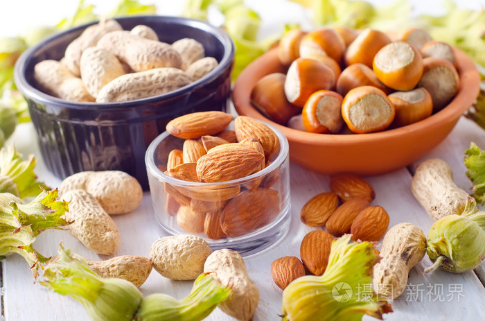 坚果的集合