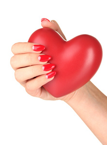 红色的心，在女人的手上白色孤立