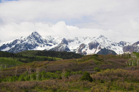 小山和山