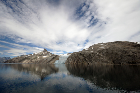冰川在普林斯威廉声音格陵兰