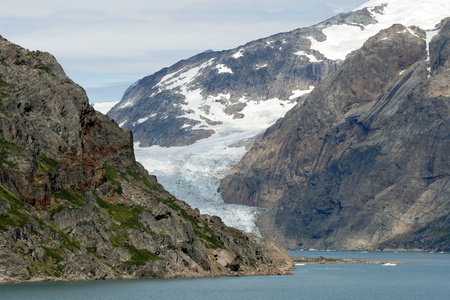 冰川在普林斯威廉声音 格陵兰岛