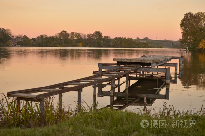 在农村被遗忘的码头