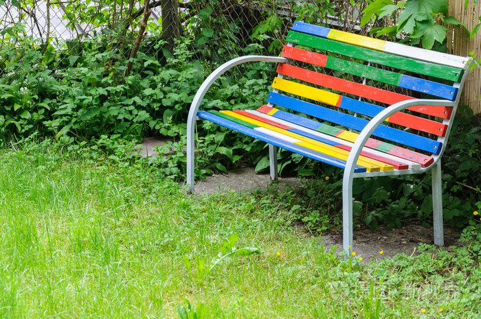 多彩多姿的长椅