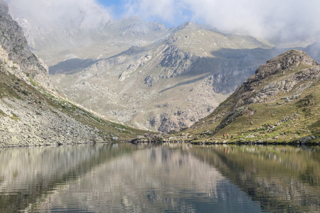 高山湖