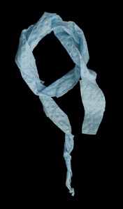 蓝色围巾折纸图片