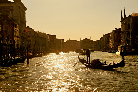 京杭运河在日落，威尼斯，意大利