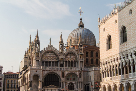 圣马克大教堂，大教堂，教堂的雕像拼接细节总督宫意大利威尼斯