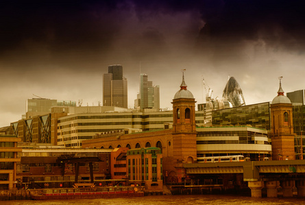 伦敦金融城的一个主要的全球金融中心