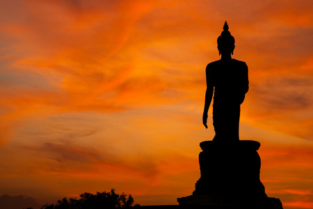 佛陀在日落
