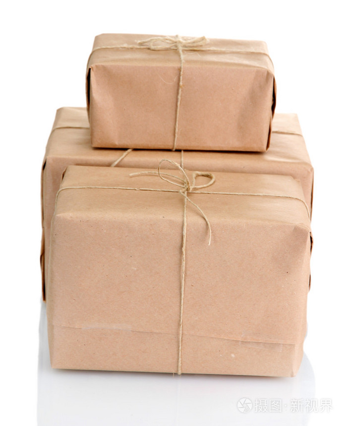 包裹带牛皮纸,孤立在白色框