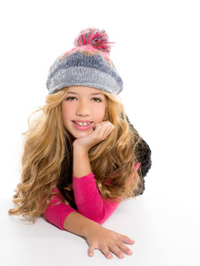 冬季毛线帽白色上微笑着的孩子女孩