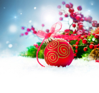 圣诞假日背景与装饰品和雪花