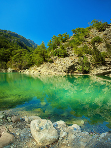 高山湖泊